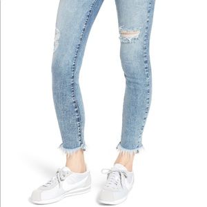 Never used. Still has tags.